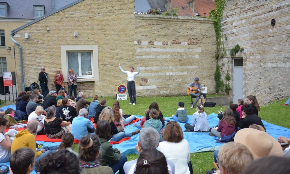 Sous les Pavés…l’Art 