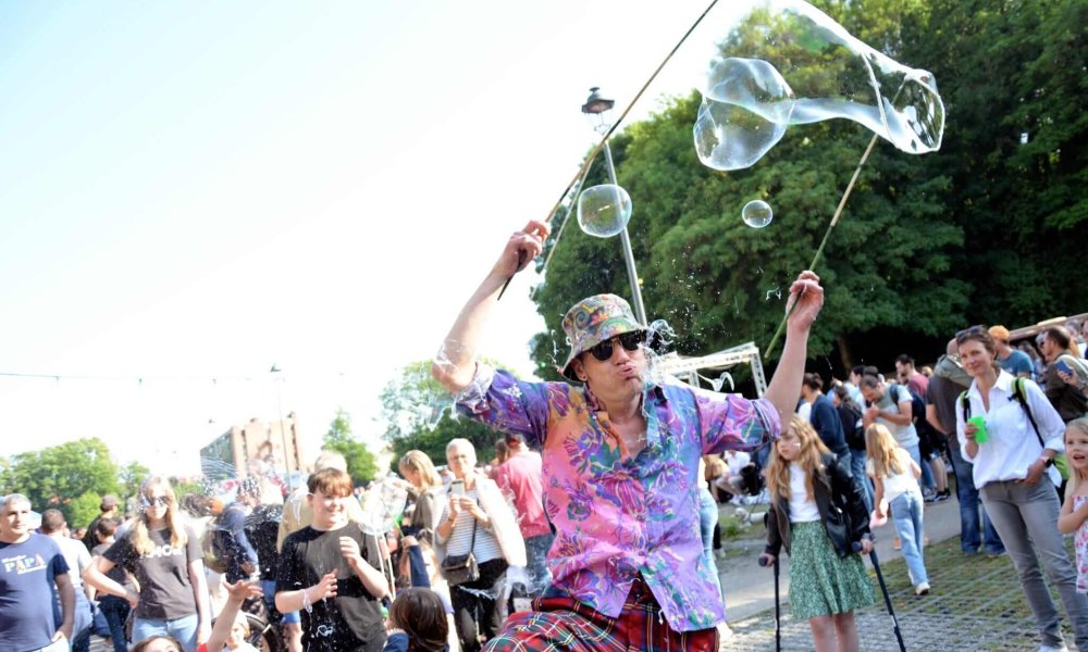 Sous les Pavés…l’Art 