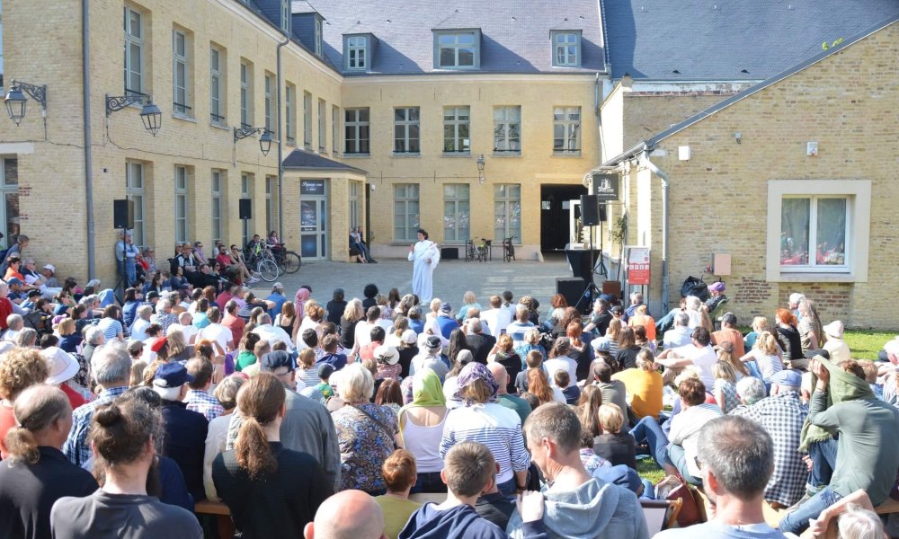 Sous les Pavés…l’Art 